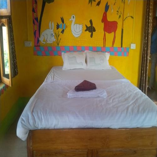 Cheer Pathar Homestay, Ghatlinga